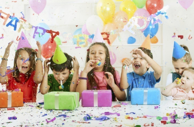 party-1024x679